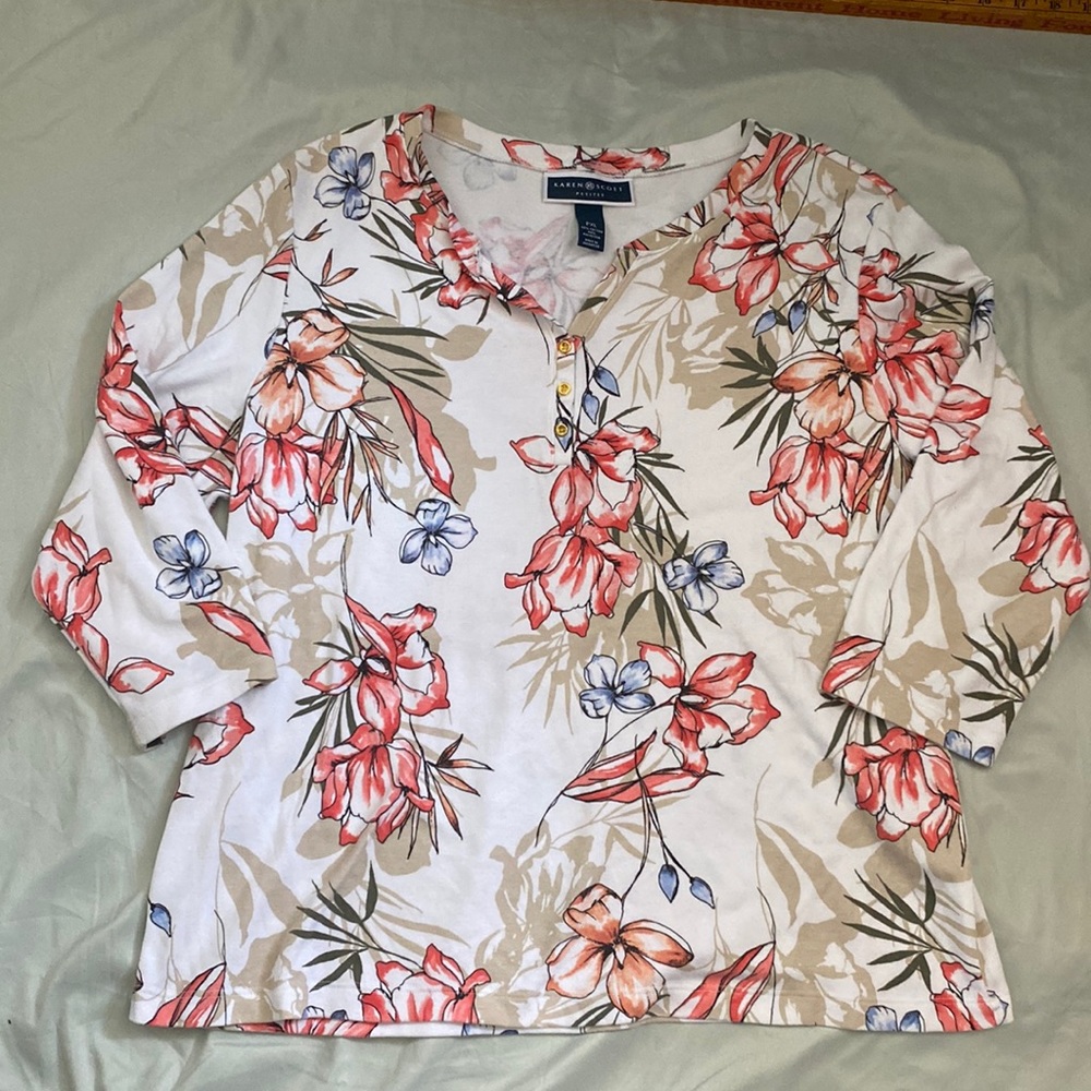 Karen Scott Petites half sleeve floral top size XL